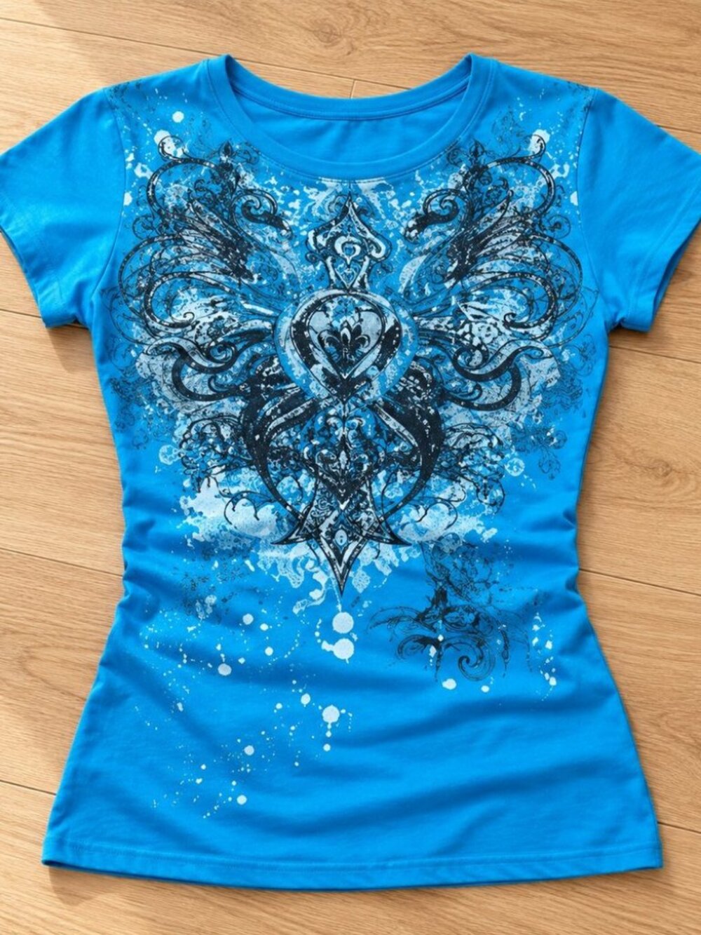 Blue y2k graphic baby tee - grunge filigree print fitted tee